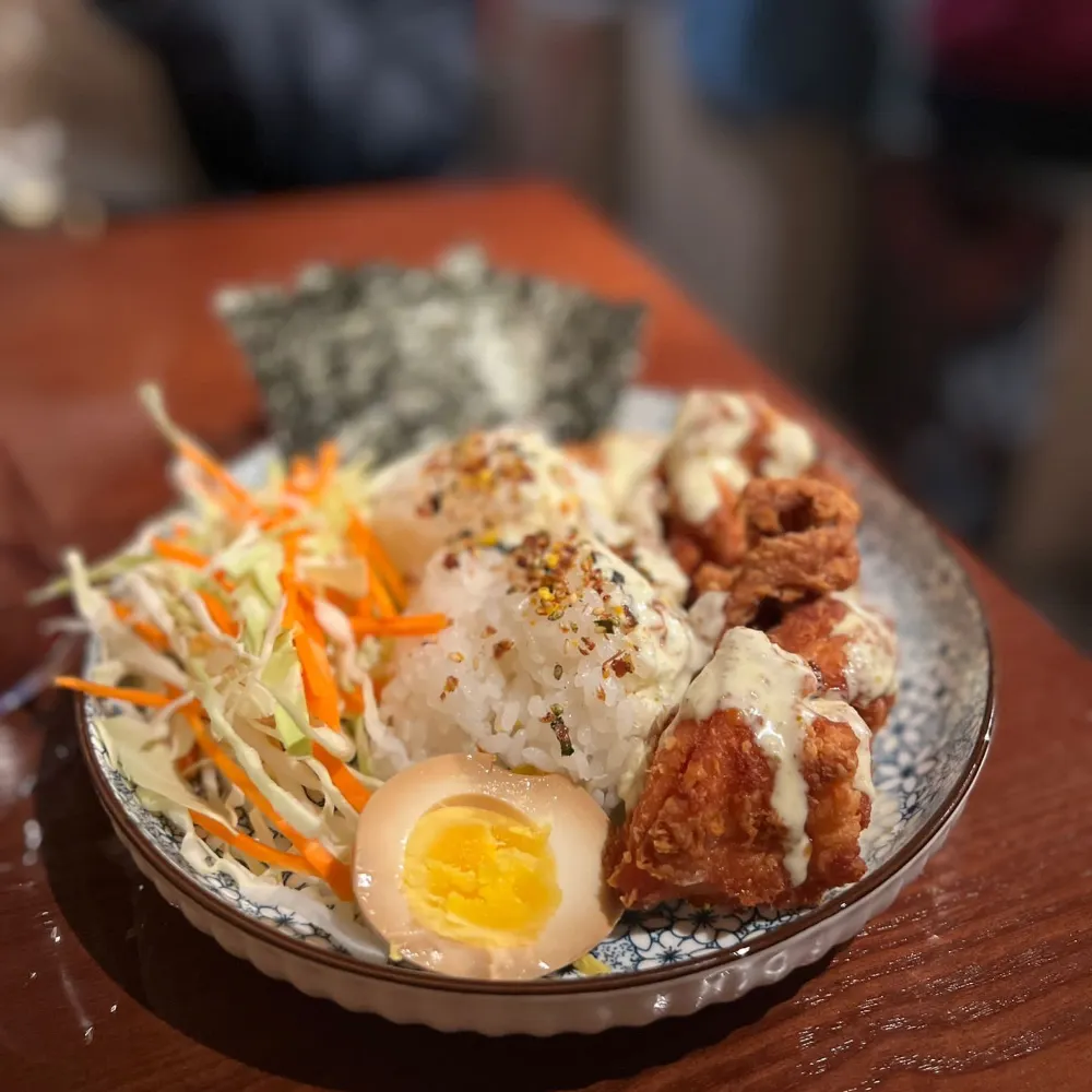 穆蘇比宏@central