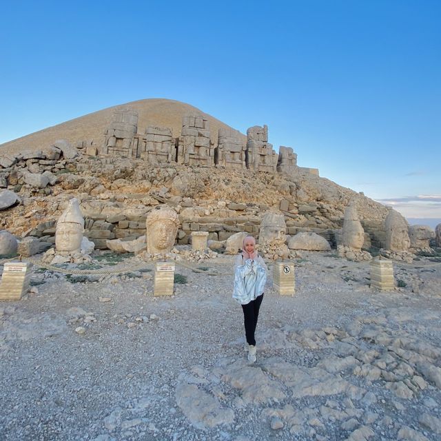 Amazing Scenery in Nemrut Mountain🥰