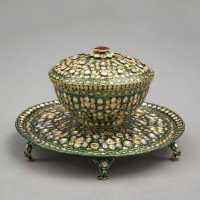 Visiting Islamic Art museum 
