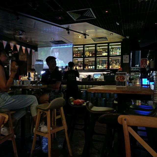 Chill out session at OSG Music Bar 🍻