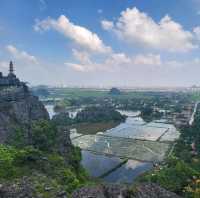 Exploring Mua Caves in Ninh Binh