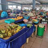 Bangunan Tamu Limbang, Wet Market in Limbang