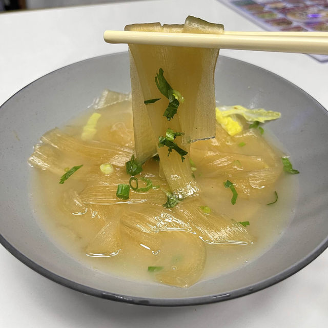 抵食招牌老壇酸菜魚 