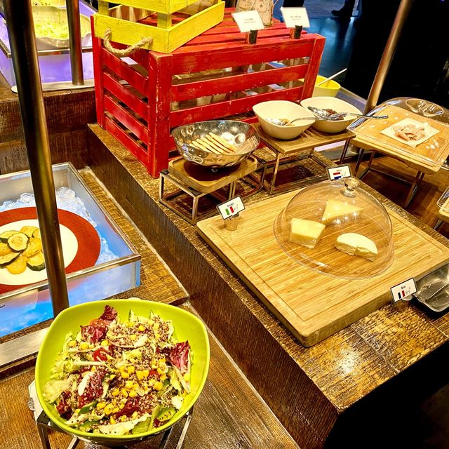 [Three on Canton] - Tea Buffet 麻麻 😑