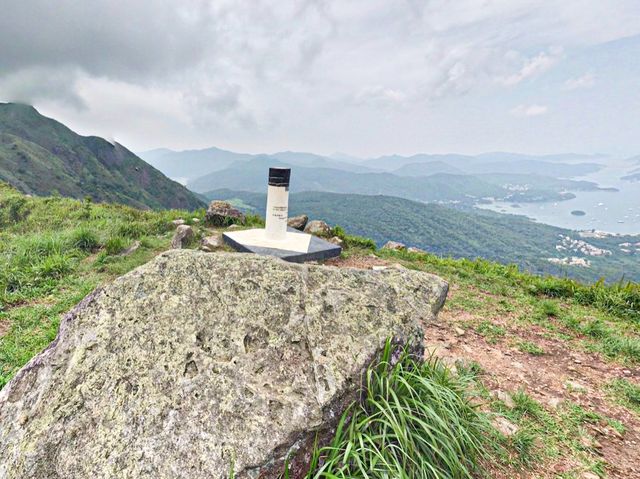 昂坪大草原· 馬鞍山-新手行山路徑