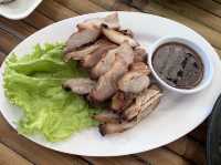 ส้มตำโรงปลาแดก ไก่ย่างวิเชียรบุรี