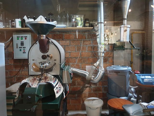 Omnia Cafe and Roastery