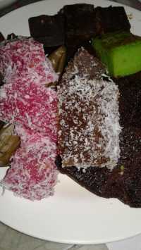 AWESOME MALAY FOOD & KUIH