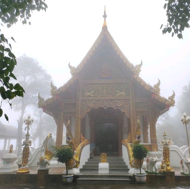 วัดพระธาตุดอยตุง