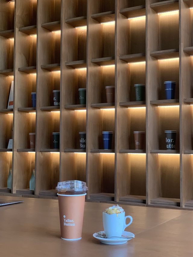 🤎☕️ 오이도 감성 갤러리 카페, 테일러 버튼 ☕️🤎