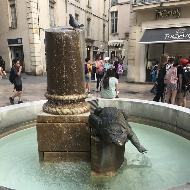 Fontaine du Crocodile Nimes 