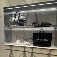 Givenchy, MBS