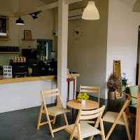 Seventeenth.canal_official 🏡☕🍹