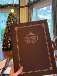 Walt’s Cafe Hong Kong Disneyland Hotel 