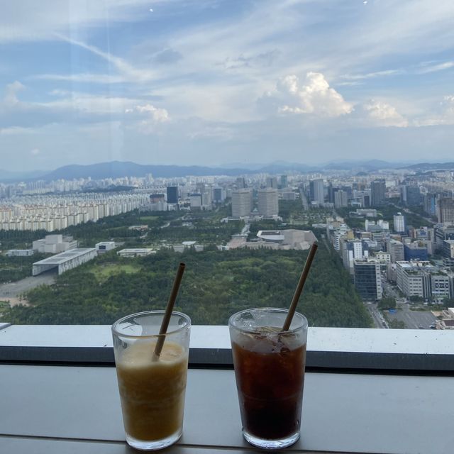 대전 신세계백화점 38층 스타벅스 야경