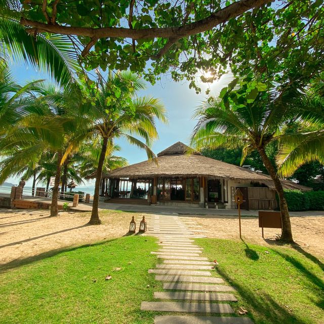 [ที่พัก] The blue sky Resort @ เกาะพยาม จ.ระนอง
