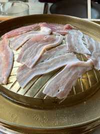 หมูกระทะแบบไทยๆ ในโรงแรมหรู บรรยากาศหลักล้าน