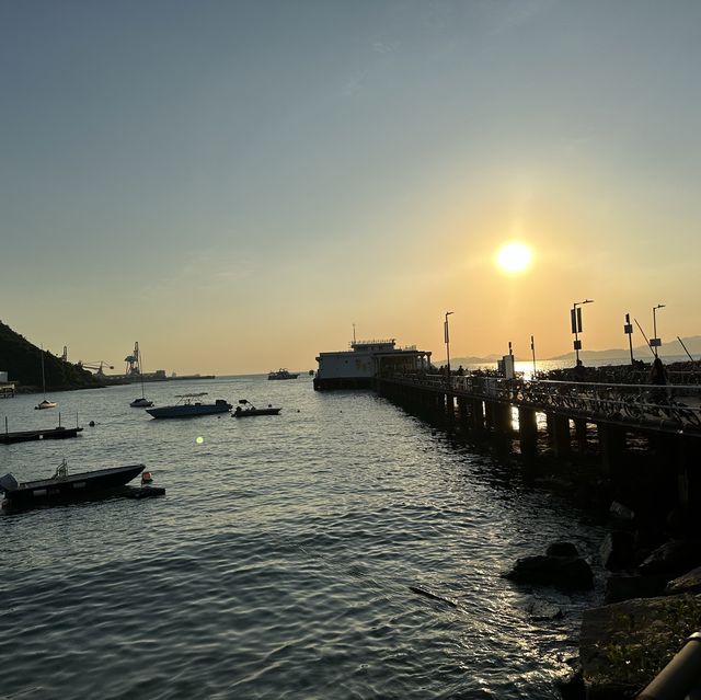 Yung Shue Wan Ferry Pier (Lamma Island)