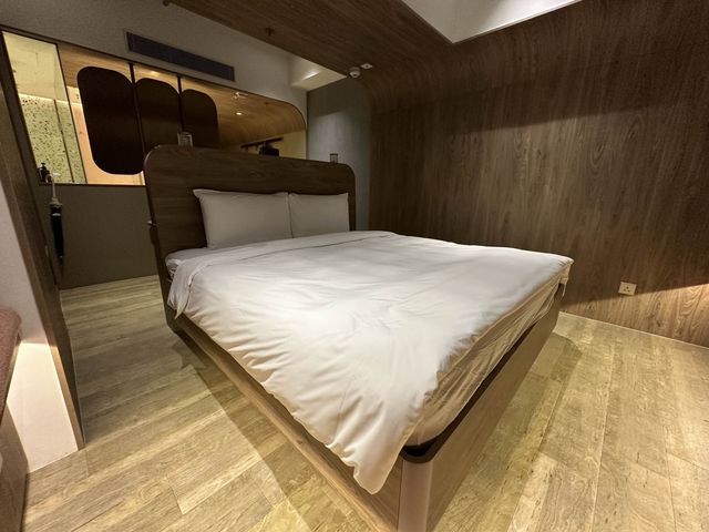 山林舍木系靚酒店