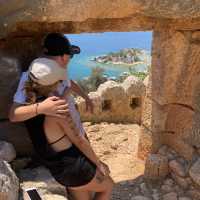 castle with an incredible view and history 