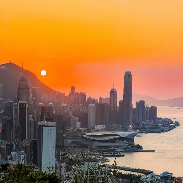 簡單輕鬆30分鐘郊遊路線 - 紅香爐峰 🧡