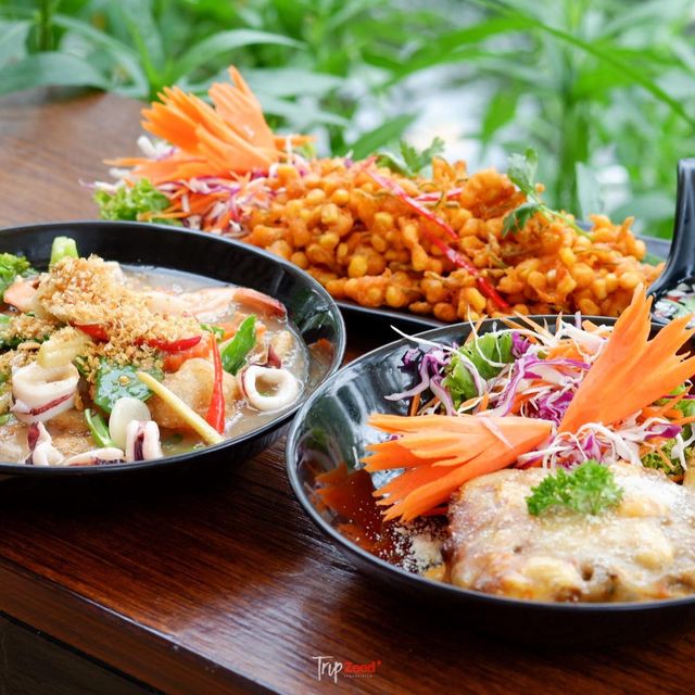 ร้านอาหารและคาเฟ่ในสวน พัทยา