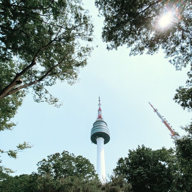 N SEOUL TOWER .....หอคอยความรัก~❤️