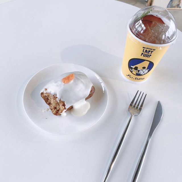 韓国/チェジュ島  目の前はオーシャンビュー人気のカフェ🌊♡