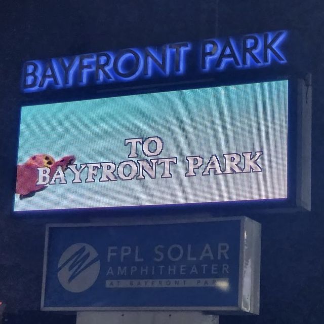 Bayside Entertainment Center 