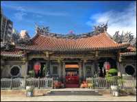 Longshan/Lungshan Temple in Taipei