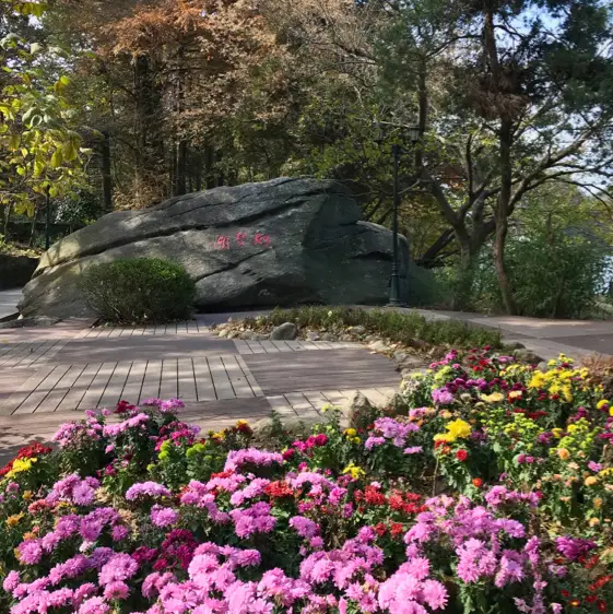 Ruqin Lake & Flower Path Garden, Lushan Mount