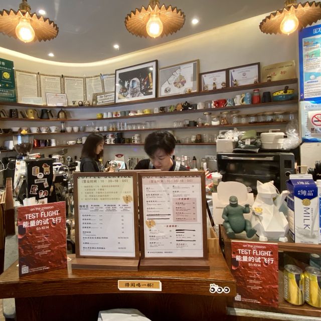 Mini Cafe in City Center (闲來)