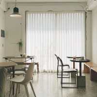 DELICATE COFFEE,MAKASSAR