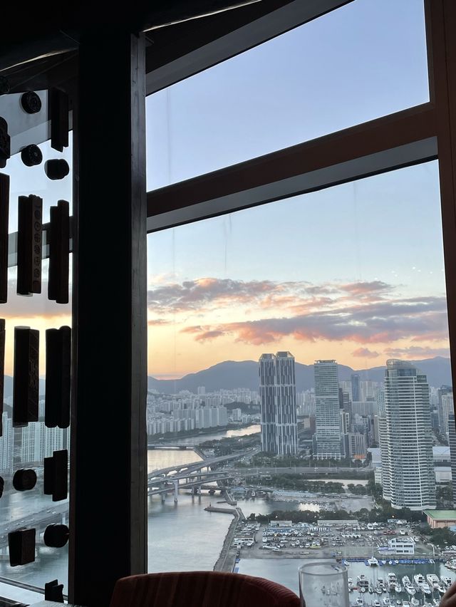 부산 파크하얏트 호텔 ‘다이닝룸’