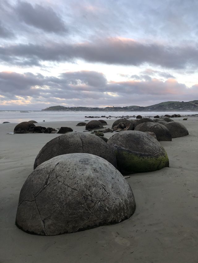 A picturesque beach with mysterious boulders!