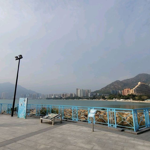 情侶好去處 ～ 屯門黃金海岸海豚廣場 
