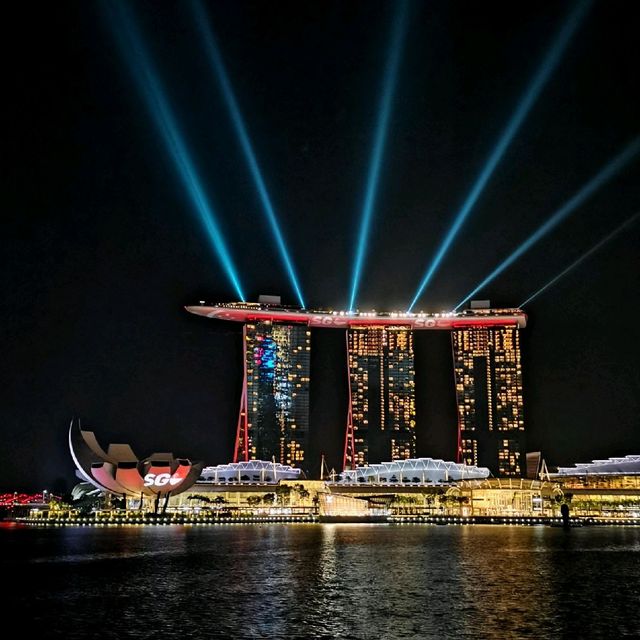 Iconic Landmark after the Sunset @Marina Bay 