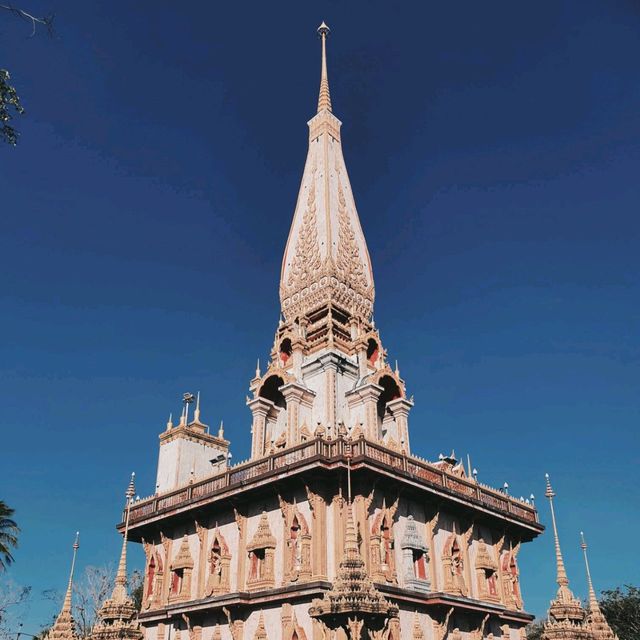 วัดงามเมืองภูเก็ต