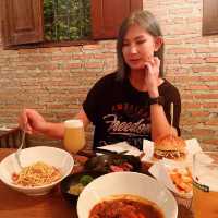 ร้านเกือบลับที่เยาวราช