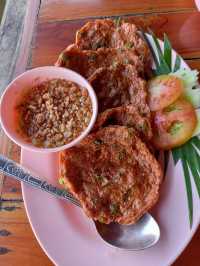 ร้านอาหาร  บ้านริมน้ำ  นครชุม