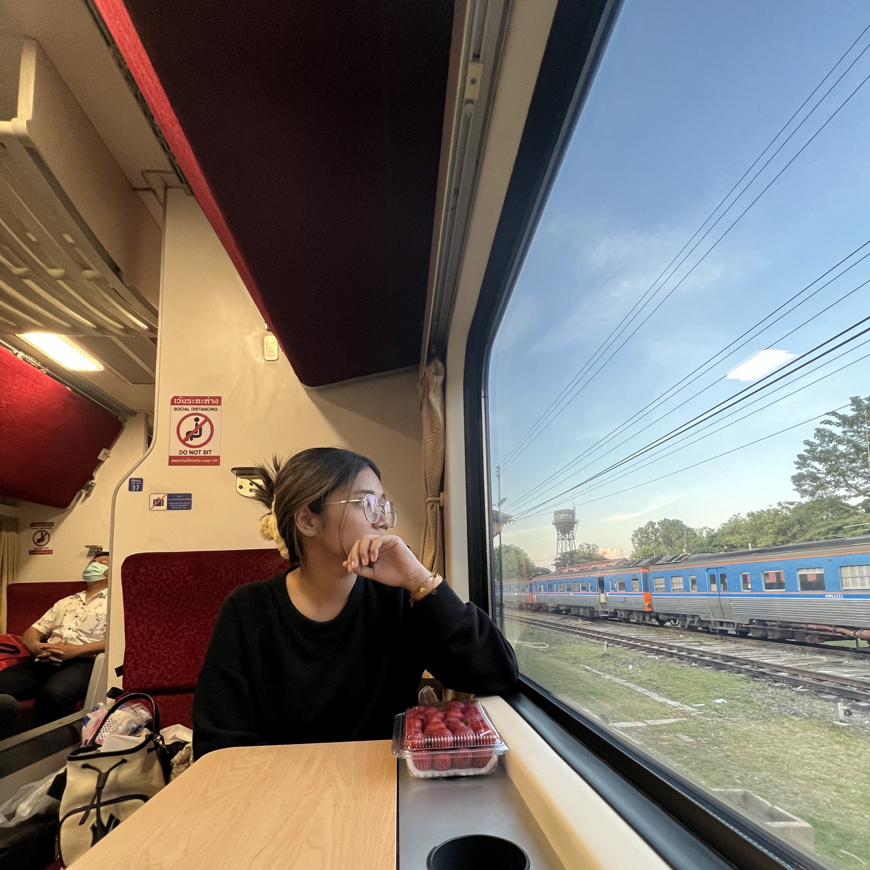 รีวิวรถไฟกรุงเทพ -เชียงใหม่ ครั้งแรก ปู๊นๆ 🚂🚂 | Trip.com กรุงเทพฯ