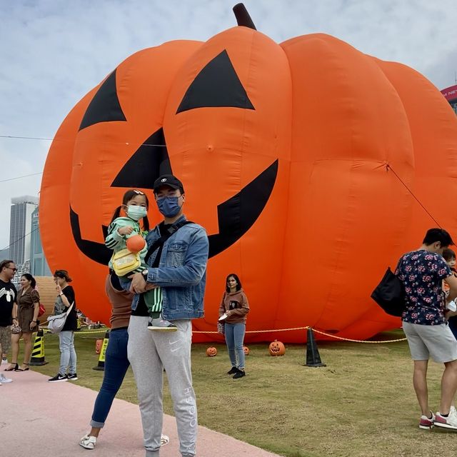 萬聖節睇睇10米高充氣大南瓜🎃