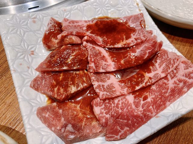台北車站美食推薦｜上村牧場日本和牛吃到飽～豪大滿足啊！