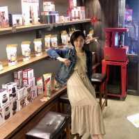 西門町頂尖咖啡名店「Cho Cafe」，還有超好吃麻糬鬆餅🧇