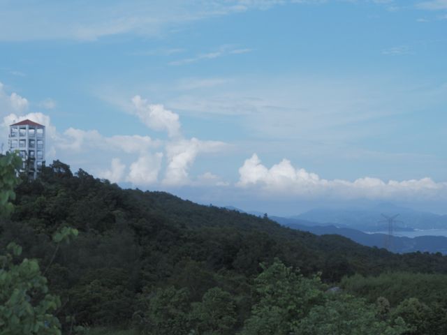 深圳最新打卡熱點，「天空之城」雲海廣場 