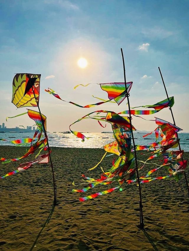 Flying kites in Pattaya