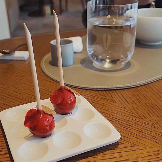 Amber 置地文华东方酒店内米芝莲2星级餐厅