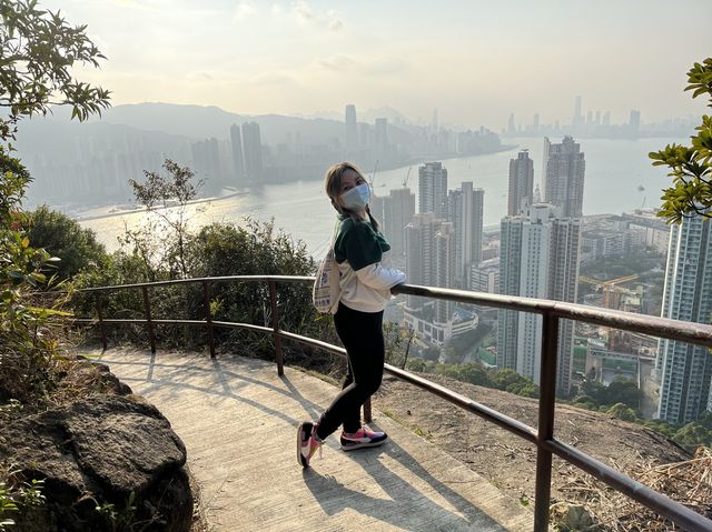 魔鬼山行山｜深入軍事古蹟。遠晀維港景。欣賞日落。巧遇魚鱗雲｜初級行山輕鬆路線兩小時行完！