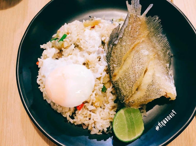 แนะนำร้านอิ่มอร่อยจบในจานเดียวที่สยาม
