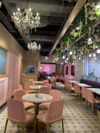 【💗香港銅鑼灣粉紅色花花主題cafe🌸慶生打卡一流✨】